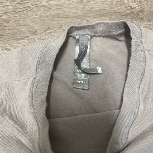 Skims Cotton Jersey Longsleeve Tshirt in Smoke - Picture 3 of 3